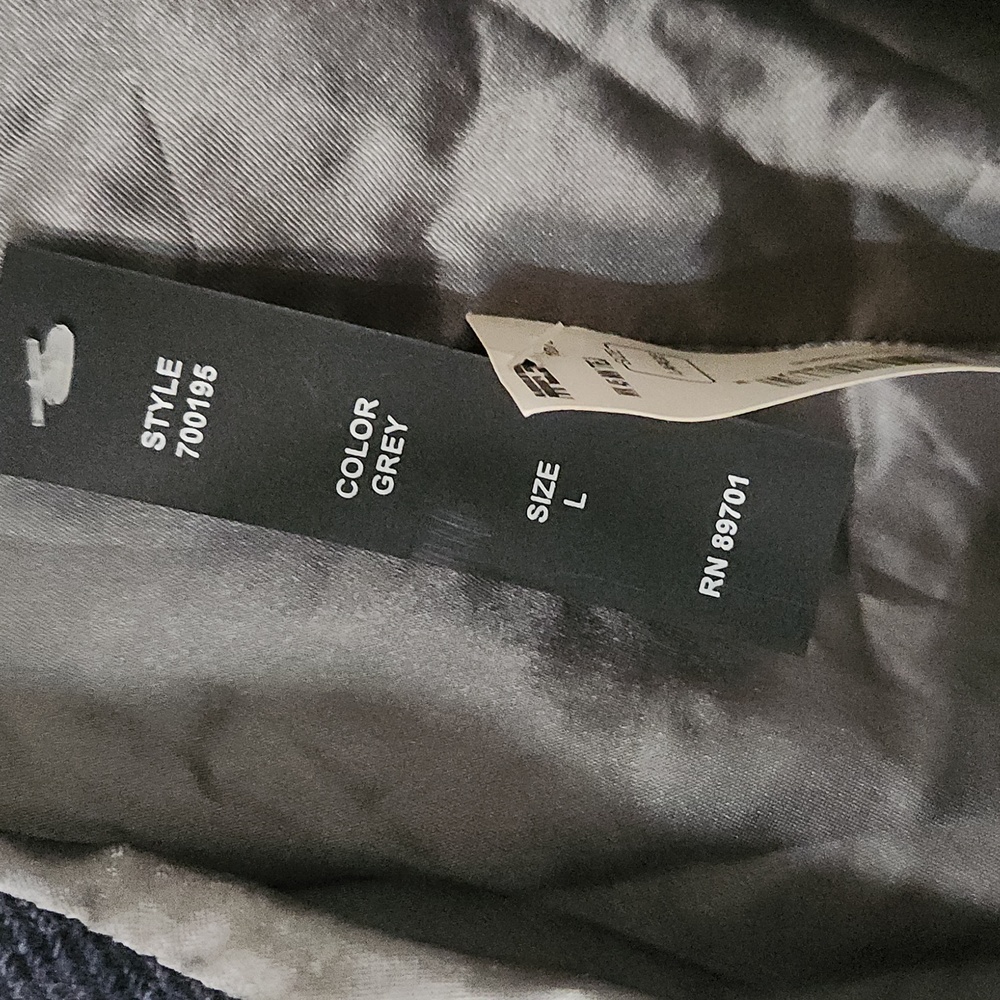 Grey suit set 😍 - Picture 2 of 8